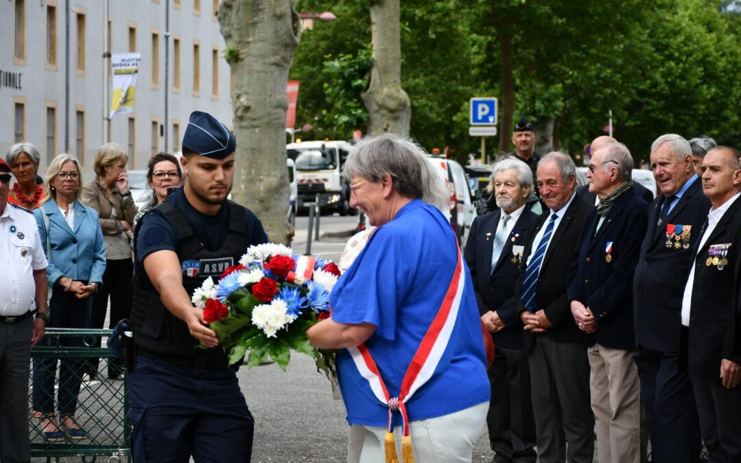 Rendre hommage aux morts pour la France
